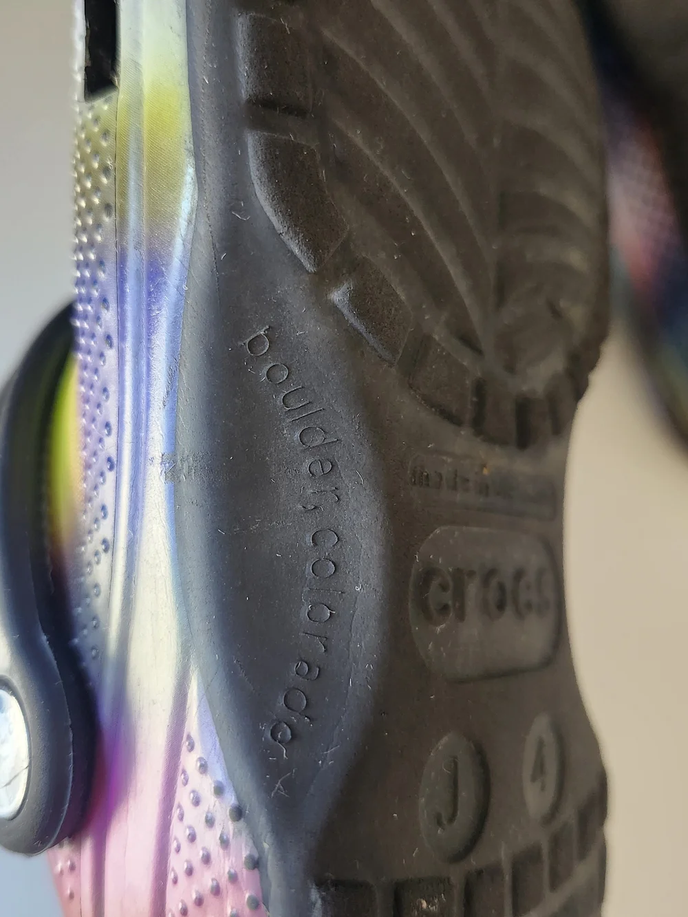 Crocs Classic Solarized Clogs Black Multi Rainbow Heat Map Youth Size J4 Youth